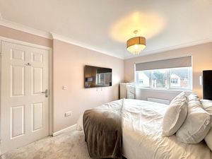 Photo 14- click for photo gallery